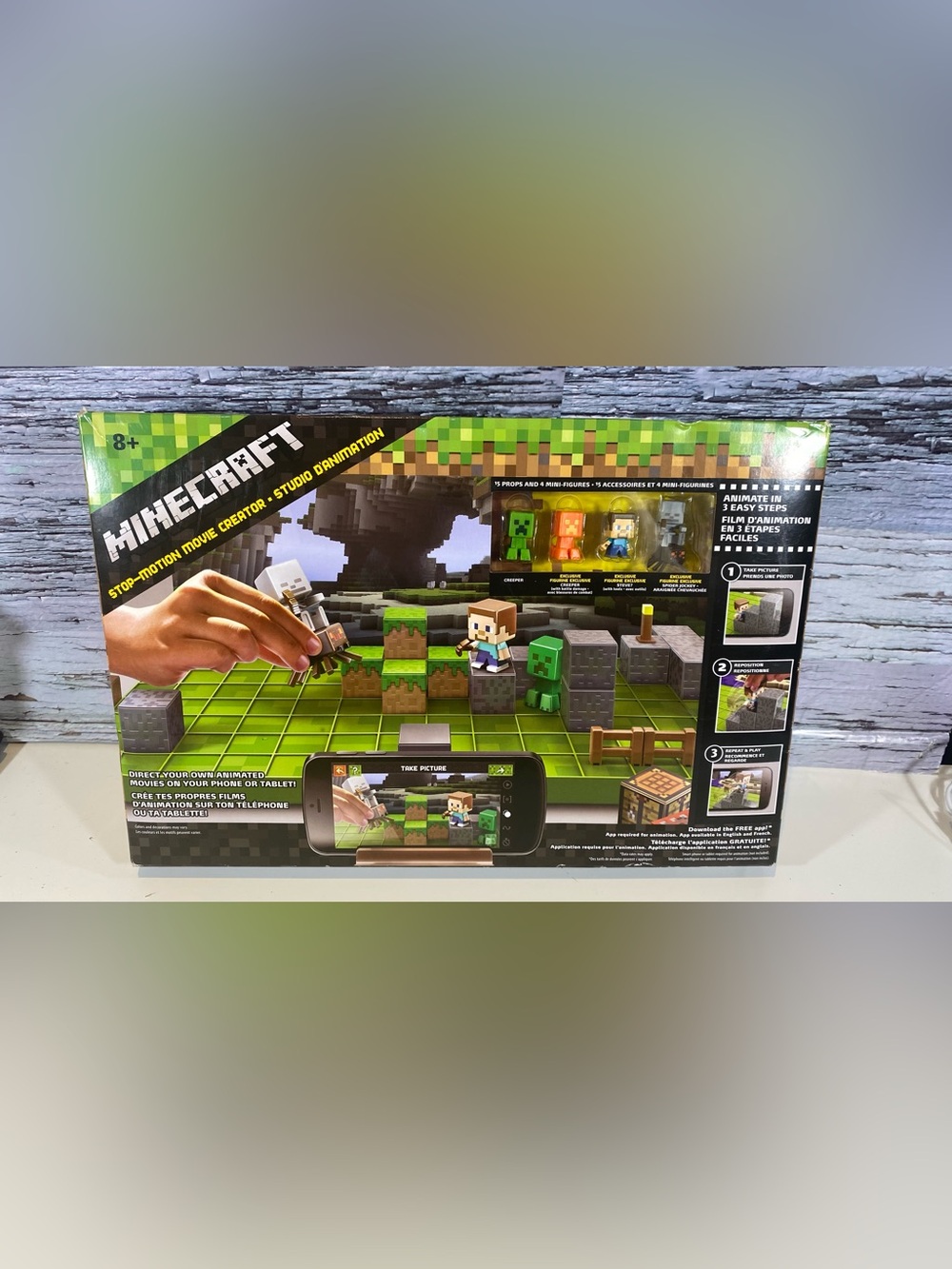 Minecraft Stop-Motion Movie Creator Unopened Mojang, 15 Props and 5 Mini-Figures